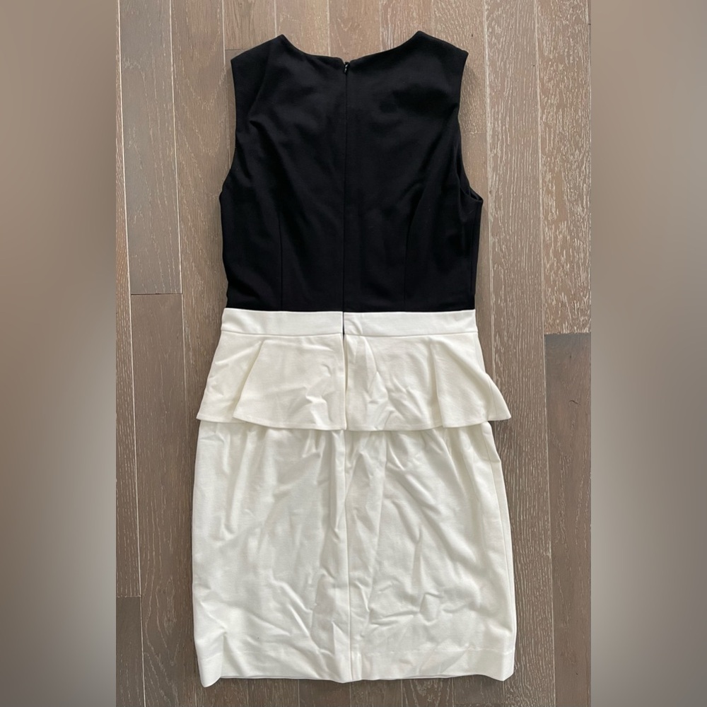 Cynthia Steffe Embellished Colorblock Cocktail Dress – Size 10 - Picture 4 of 4